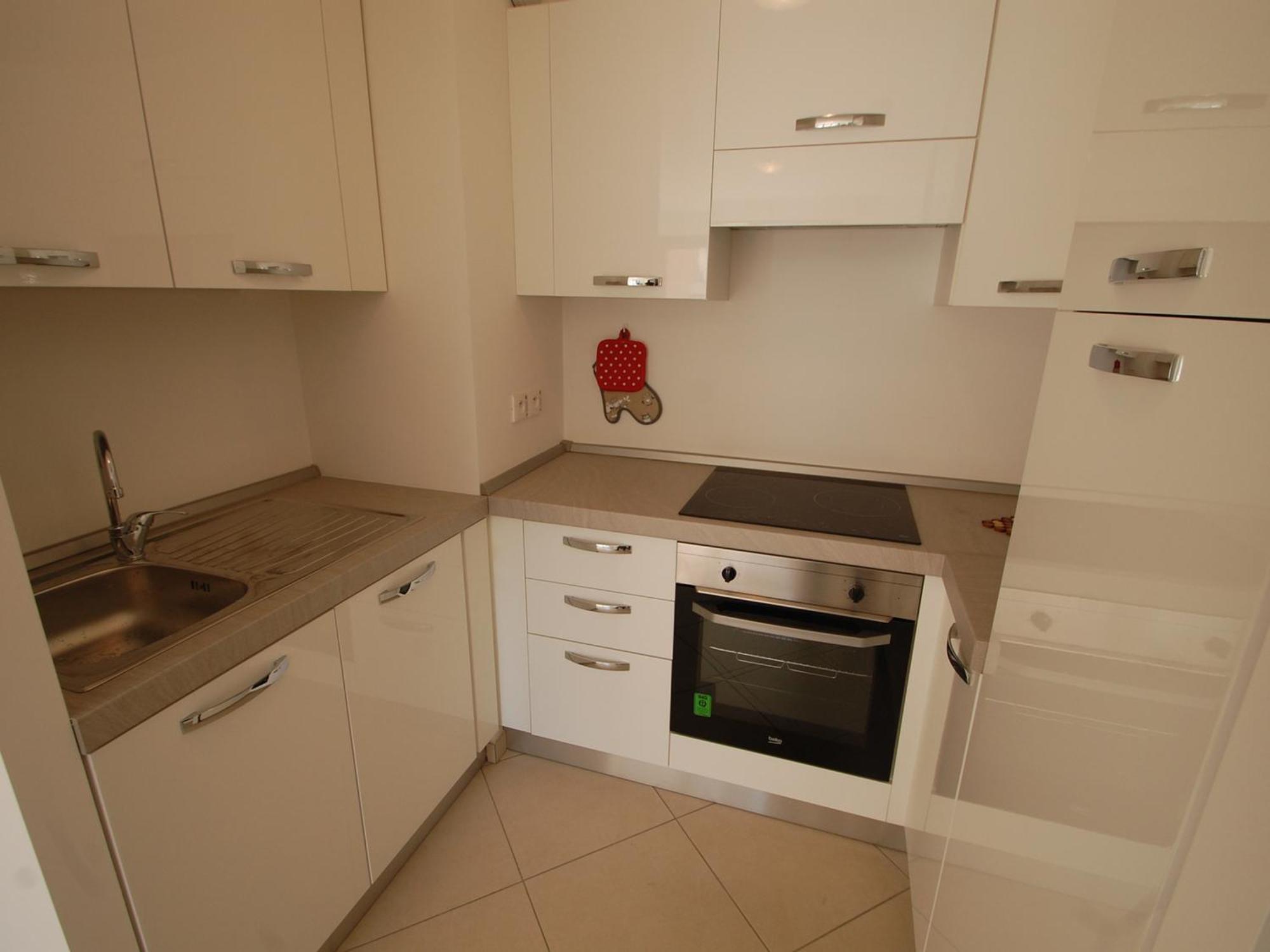Charmant 2P Moderne Avec Terrasse, Parking Prive, En Plein Centre De Menton, A 2 Pas De La Mer - Fr-1-196-200 מראה חיצוני תמונה
